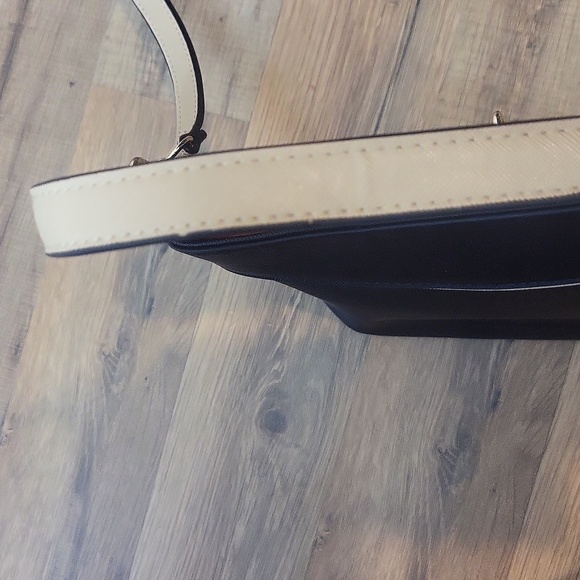 U.S. POLO ASSN Black White Tan Convertible Crossbody with Belted Lock - Picture 8 of 16